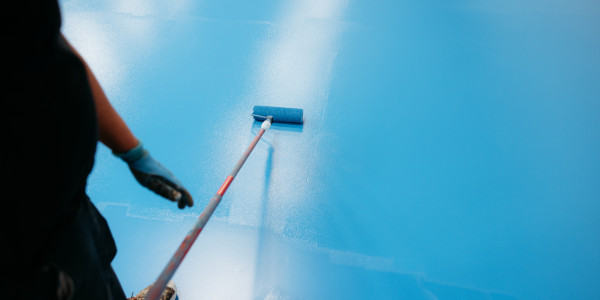 Pintar Fachadas de Casas Unifamiliares / Chalets en Reus · Aplicación de Pintura Impermeabilizante