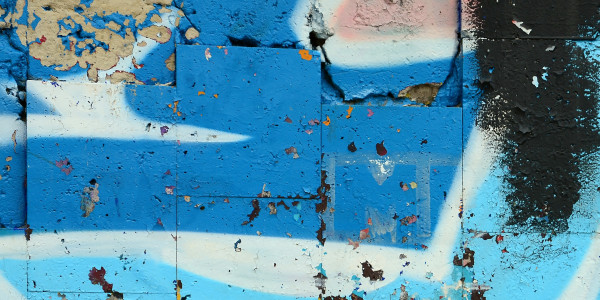 Pintar Fachadas de Naves Industriales, Fábricas y Almacenes en Reus · Limpieza, Borrado y Eliminado de Grafiti / Pintura Antigrafiti