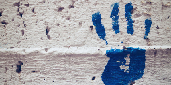 Pintar Fachadas de Empresas / Negocios / Locales Comerciales en Reus · Limpieza, Borrado y Eliminado de Grafiti / Pintura Antigrafiti