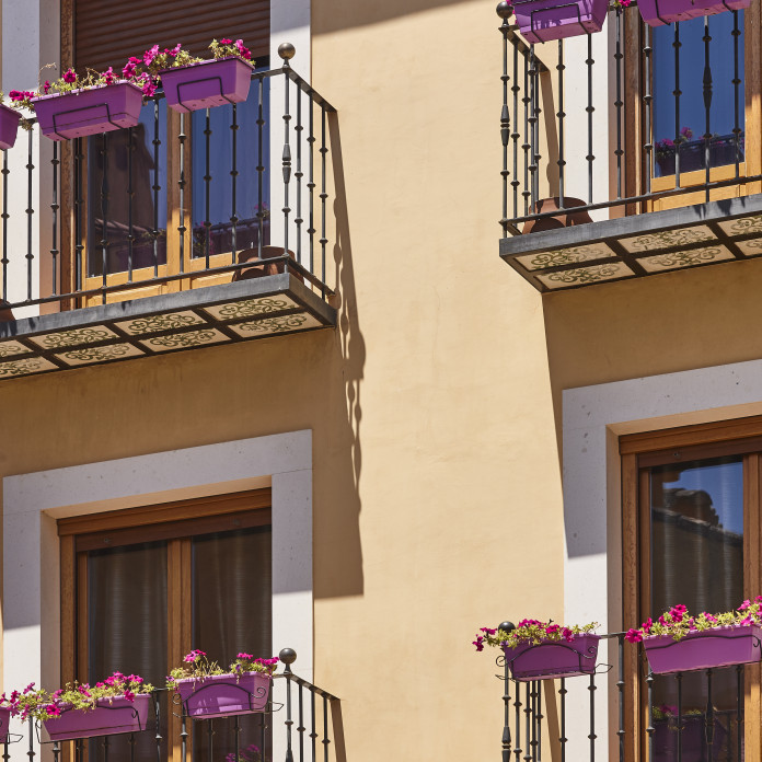 VKM Pintores · Pintar, Rehabilitar y Restaurar Fachadas con Pintura Profesional en Reus