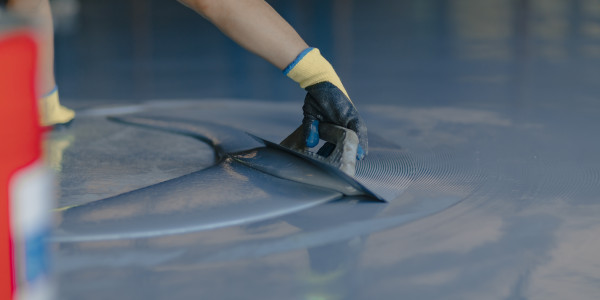 Pintar Fachadas de Casas Unifamiliares / Chalets Reus · Pintura y Pavimentos para Pintar Garajes y Parkings